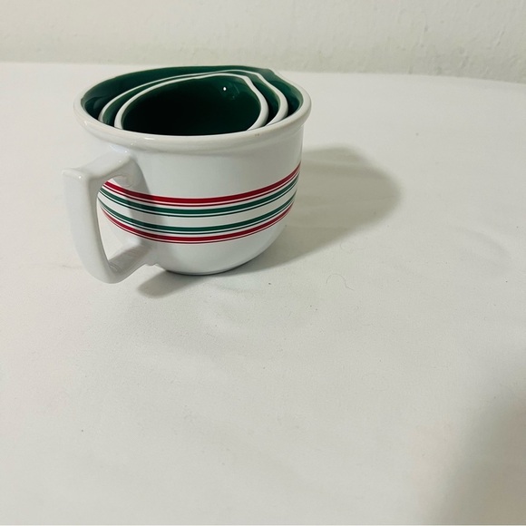 Chantal Ceramic Measuring Cups 3 Piece Set Green/White 1 Cup, 1/2 Cup, 1/4 Cup - Picture 2 of 8